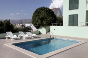 Гостиница Apartments Delta  Трогир